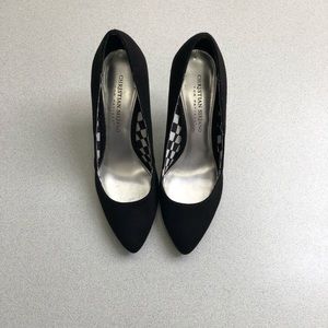 Suede black heels 👠